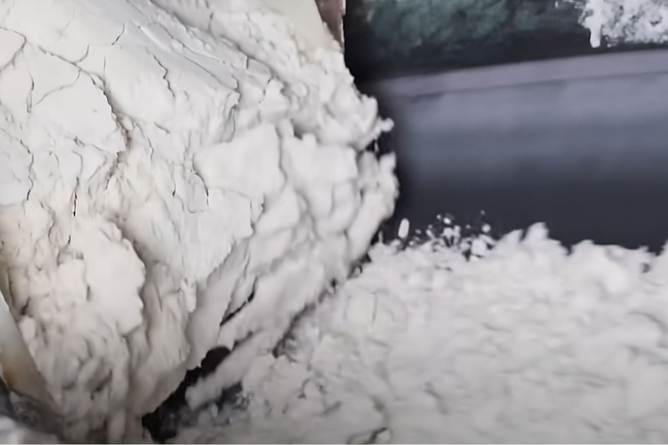 glass raw material mixing