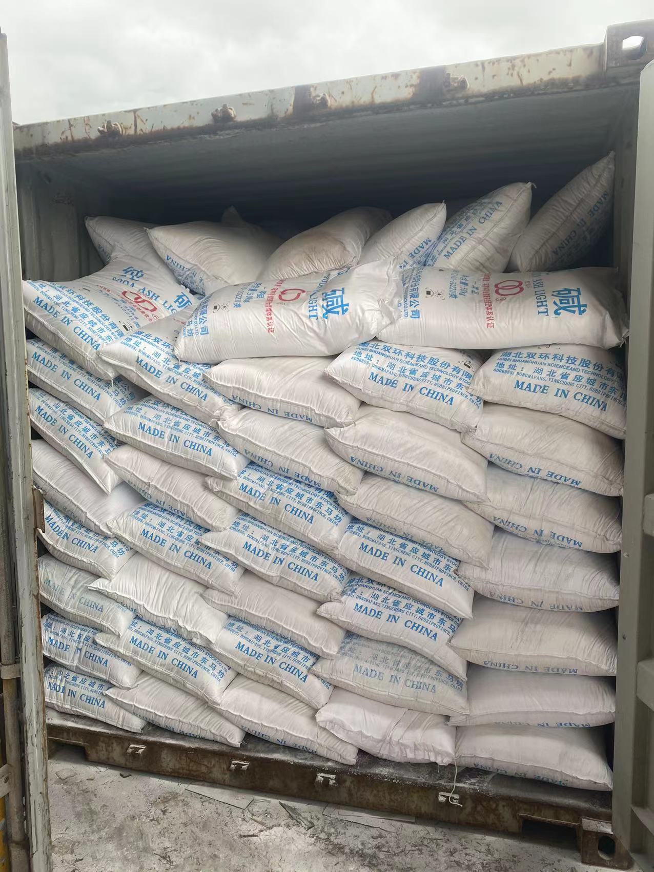 soda ash in container